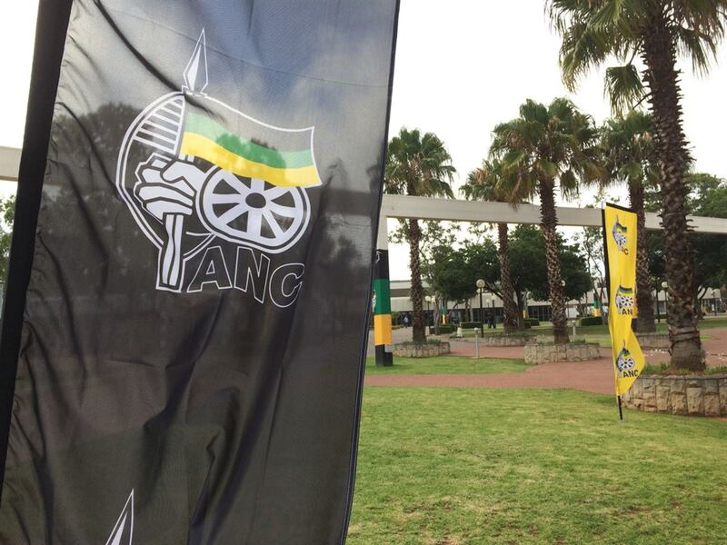 Stilte by Nasrec vroeg Saterdagoggend voordat die ANC se nasionale konferensie afskop. Dit word beskou as een van die deurslaggewendste nasionale konferensies in die party se geskiedenis. Foto: Deaan Vivier